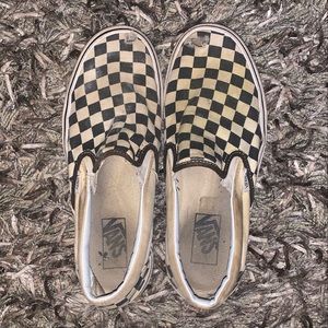 Checkered Vans B&W